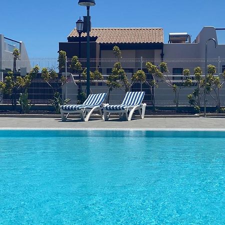Sunny Luxury Apartment With Two Great Sunny - Level Terraces, Two Swimming Pools, In A New Complex Pueblo Majorero, Close To Fuerteventura Golf Club, Next To The Beach , Atlantico Shopping Mall And Casino In Caleta De Fuste Ngoại thất bức ảnh