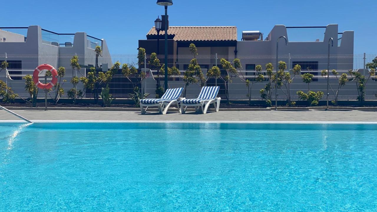 Sunny Luxury Apartment With Two Great Sunny - Level Terraces, Two Swimming Pools, In A New Complex Pueblo Majorero, Close To Fuerteventura Golf Club, Next To The Beach , Atlantico Shopping Mall And Casino In Caleta De Fuste Ngoại thất bức ảnh